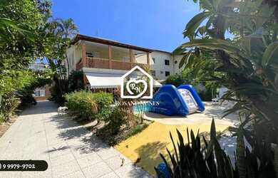 Imagem: A casa em condomínio possui 4 Dormitórios, 3 Banheiros, 400m²