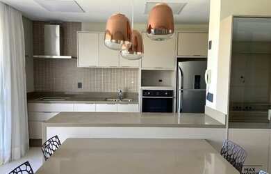 Imagem: O apartamento possui 3 Dormitórios, 4 Banheiros, 3 Vagas na