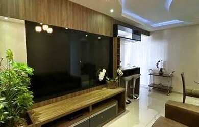 Imagem: O apartamento possui 3 Dormitórios, 1 Banheiro, 1 Vaga na garagem