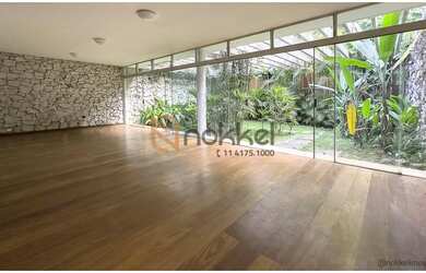 Imagem 8: Casa na Rua Groelândia. 760m² de Área, 5 Vagas na garageme5 Dormitórios