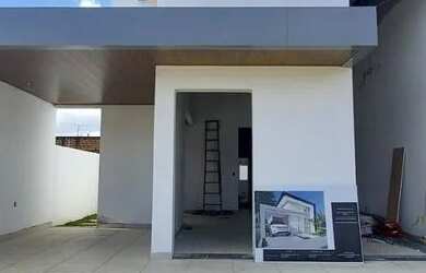 Imagem: A casa em condomínio possui 3 Dormitórios, 2 Banheiros, 1