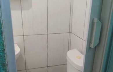 Imagem: A casa possui 2 Dormitórios, 1 Banheiro e está localizado