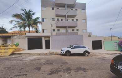 Imagem: O apartamento possui 3 Dormitórios, 2 Banheiros, 2 Vagas na