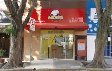 Imagem: O depósito possui 1 Vaga na garagem e 70m² de Área e está