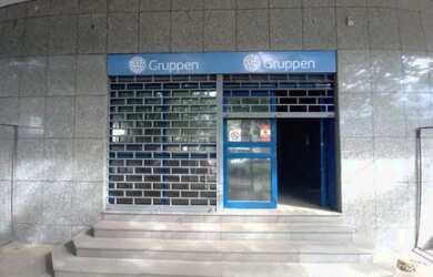 Imagem: O depósito para alugar possui e está localizado em São João