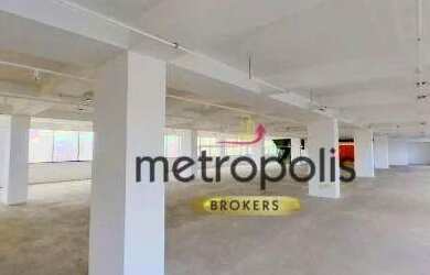 Imagem: O depósito possui 4 Vagas na garagem, 671m² de Área, Imóvel