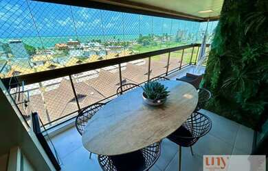 Imagem: O apartamento possui 4 Dormitórios, 5 Banheiros, 2 Vagas na