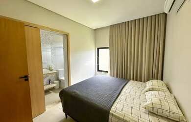 Imagem 16: Casa térrea com 03 suítes plenas, sendo master com closet, condomínio...