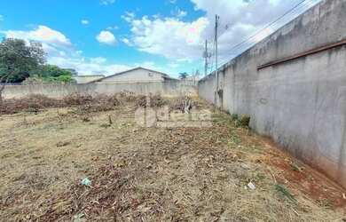 Imagem 4: Área disponível para venda 1.040 m² no bairro Presidente Roosevelt em Uberlândia-MG
