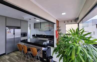 Imagem 3: Apartamento de Alto Padrão com 3 Suítes no Porto Real localizado no Jardim Elvira Dias