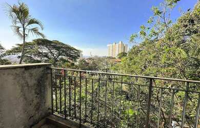 Imagem 6: Casa no alto. Varanda, 242m² de Área, 4 Vagas na garageme3 Dormitórios