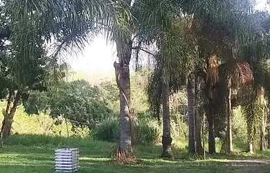 Imagem: O terreno possui 1.000m² de Área e está localizado em Chácaras