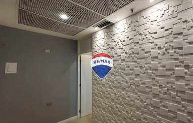 Imagem: O depósito possui 1 Vaga na garagem, 29m² de Área e está