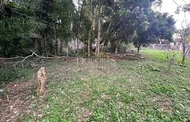 Imagem: O terreno possui 480m² de Área e está localizado em Parque