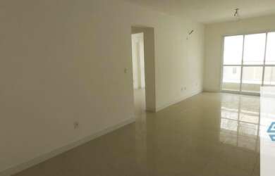 Imagem: O apartamento possui 4 Dormitórios, 3 Banheiros, 1 Vaga na