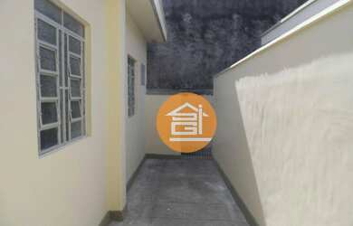 Imagem: A casa possui 1 Dormitório, 1 Banheiro, 50m² de Área e está