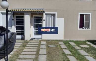 Imagem: A casa possui 2 Dormitórios, 1 Banheiro, 1 Vaga na garagem