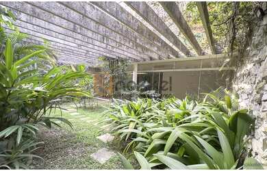 Imagem 4: Casa na Rua Groelândia. 760m² de Área, 5 Vagas na garageme5 Dormitórios