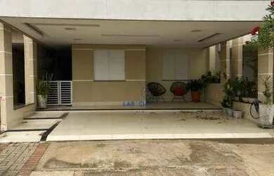 Imagem: A casa em condomínio possui 2 Dormitórios, 1 Banheiro, 2 Vagas