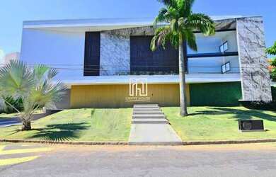 Imagem: A casa em condomínio possui 5 Dormitórios, 5 Banheiros, 5