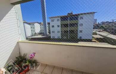 Imagem: O apartamento possui 3 Dormitórios, 1 Banheiro, 1 Vaga na garagem