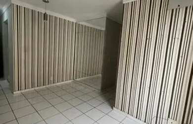 Imagem: O apartamento possui 3 Dormitórios, 1 Banheiro, 1 Vaga na garagem