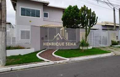 Imagem: A casa possui 3 Dormitórios, 3 Banheiros, 3 Vagas na garagem