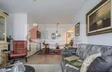 Imagem 10: Brooklin 100 m² 3dormis andar alto. A 2 quadras do Metrô, rua tranquila...