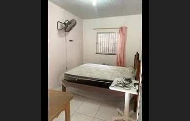 Imagem: A casa possui 3 Dormitórios, 4 Banheiros, 4 Vagas na garagem