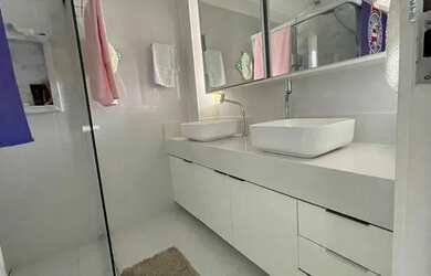 Imagem 8: Casa lindíssima 5/4, 4 suítes, energia fotovoltaica, Cond. Pedra do...