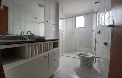 Imagem: O apartamento possui 1 Dormitório, 1 Banheiro, 65m² de Área