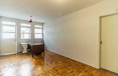 Imagem: O apartamento possui 2 Dormitórios, 2 Banheiros, 120m² de