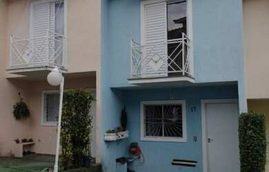 Imagem: A casa possui 2 Dormitórios, 2 Banheiros, 1 Vaga na garagem