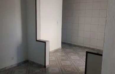 Imagem: A casa possui 2 Dormitórios, 1 Banheiro e está localizado