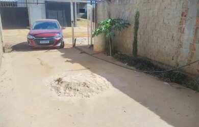 Imagem: A casa em condomínio possui 1 Dormitório, 1 Banheiro, 2 Vagas