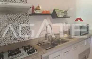 Imagem: A casa possui 3 Dormitórios, 3 Banheiros, 2 Vagas na garagem