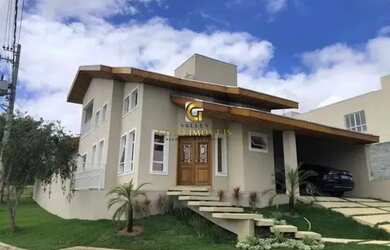 Imagem: A casa possui 3 Dormitórios, 5 Banheiros, 2 Vagas na garagem