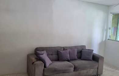 Imagem: A casa possui 2 Dormitórios, 2 Banheiros, 75m² de Área e