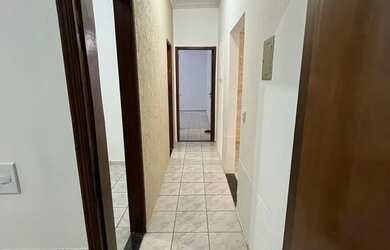 Imagem 15: ALUGO LINDA CASA. Varanda, 180m² de Área, 4 Vagas na garageme3 Dormitórios