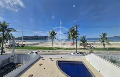 Imagem: A casa possui 5 Dormitórios, 5 Banheiros, 5 Vagas na garagem