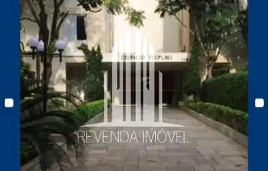 Imagem: O apartamento possui 3 Dormitórios, 1 Banheiro, 1 Vaga na garagem