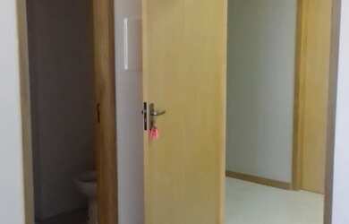 Imagem 2: SALA COMERCIAL EM ALVORADA 36M2 C BANH E BOX ESTAC PERMUTA no Condominio...