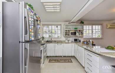 Imagem 13: Casa com Piscina, Elevador e 3 vagas de garagem no bairro Chácara das Pedras!