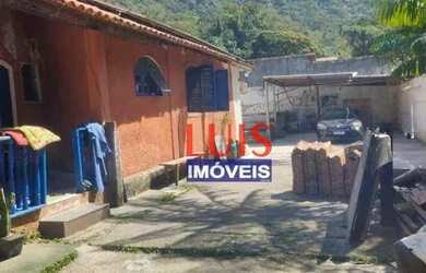 Imagem: A casa possui 3 Dormitórios, 1 Banheiro, 1 Vaga na garagem