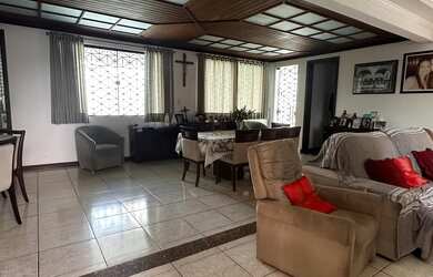 Imagem 4: Casarão no coração da cidade