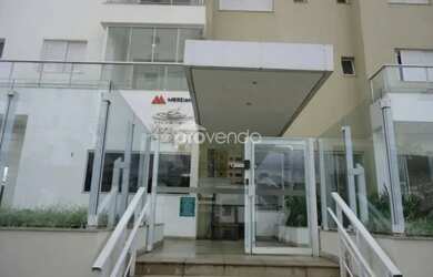 Imagem: O apartamento possui 2 Dormitórios, 2 Banheiros, 2 Vagas na