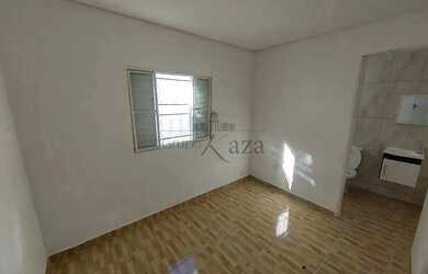 Imagem 5: Casa / Padrão - Campo dos Alemães - Venda - Residencial