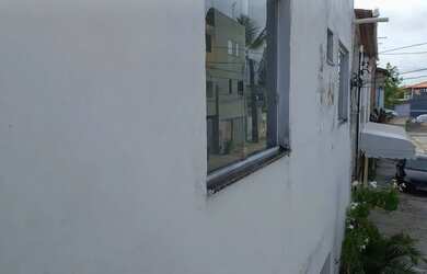 Imagem: A casa possui 2 Dormitórios, 1 Banheiro, 45m² de Área e