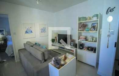 Imagem: O apartamento possui 1 Dormitório, 1 Banheiro, 29m² de Área