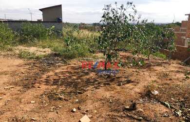 Imagem: O terreno possui 250m² de Área e está localizado em Chácara